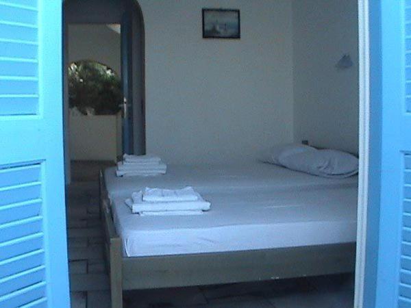 Polemis Studios & Apartments Agia Anna  ภายนอก รูปภาพ